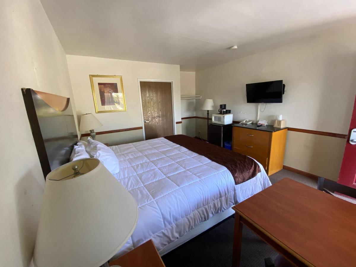 Town And Country Inn Santa Barbara Extérieur photo